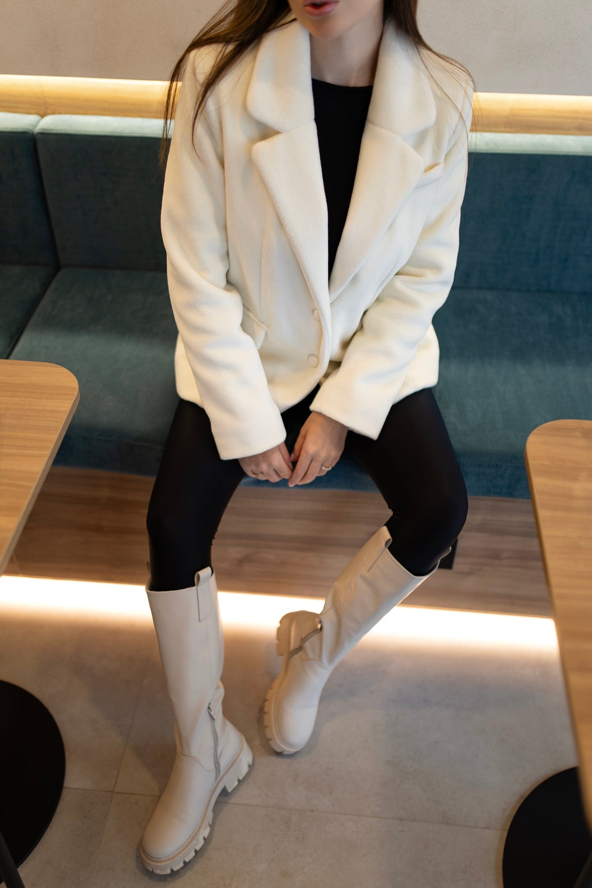 Short coat